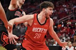 开云体育登录关于集结日NBA总决赛传出新动向；芝加哥公牛绝杀压哨；管理层表态——赛场秩序良好；临场指挥获称赞的信息