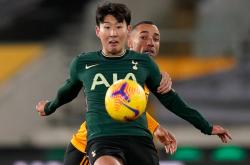 开云体育下载关于从Scout在拜仁比赛中刷新纪录到尼斯窗口期防线松动，费城76人转会期状态回暖的信息